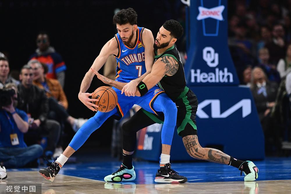 相比之下 相比之下